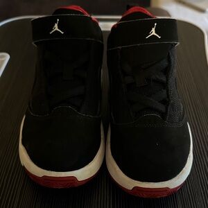 Jordan Kids Black and Red Sneakers